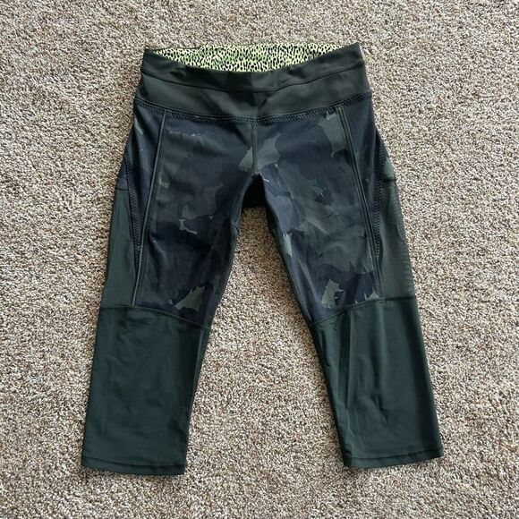 Lululemon Size 6 Leggings - Picture 1 of 8